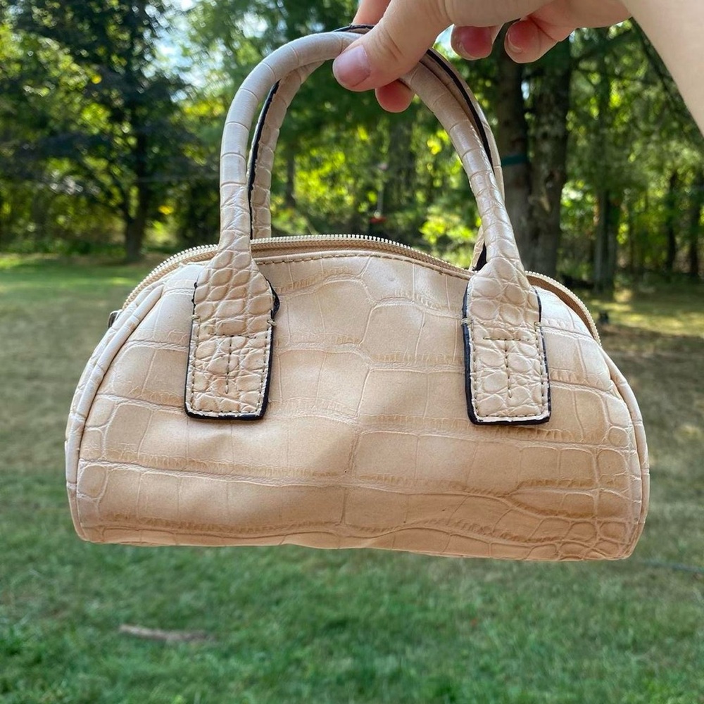 mini tommy hilfiger purse